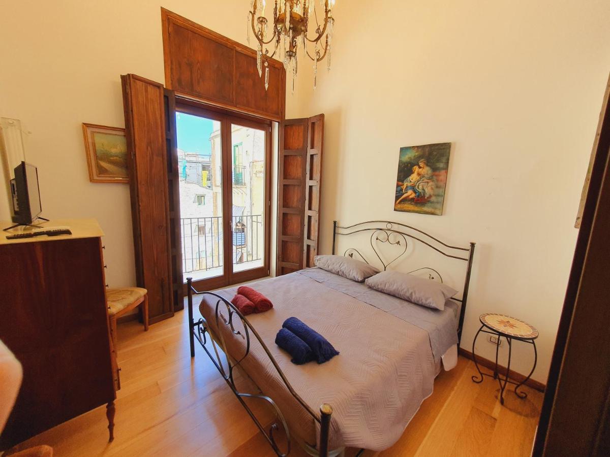 Guttuso tribute suite experience apartment Palermo Esterno foto